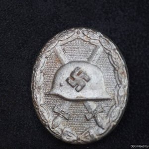 SMGL-146 Silver wound Badge by Overhoff und Cie, Hollow back