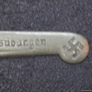 SMGL-2492 Gesunde Frauen durch Leibes?bungen Pin *SOLD