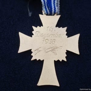 SMGL-279 Cased Mothers Cross in Gold *SOLD