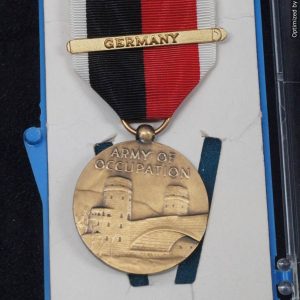SMGL-2121 WW2 occupation army Medal modern *SOLD