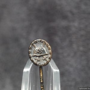 black wound badge stick pin
