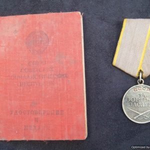 SMGL-2321  WW2 Numbered Soviet w/issue document Combat service award *SOLD
