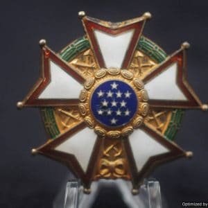 SMGL-2348  US WW2 Legion of Merit Medal Damaged