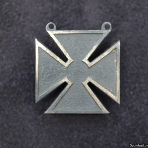 SMGL-2374  Sterling Marked US Marksmanship badge