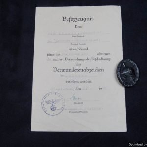 SMGL-2406  Black wound Badge with Award document *SOLD