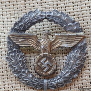 SMGL-2493 Reproduction Police badge *SOLD