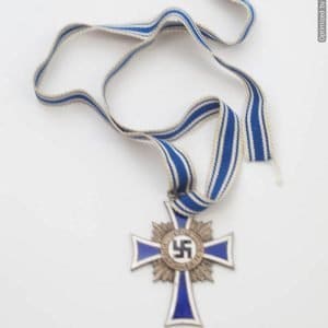 SMGP-1222 Mothers cross in silver *SOLD