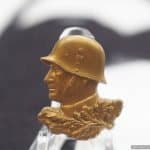 Plastic Heer/Wehrmacht Gold tinnie