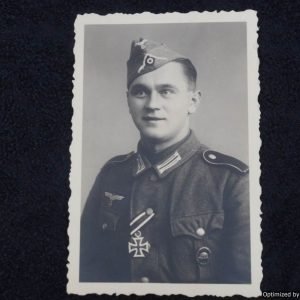 JLSMGP-1683 Heer Soldier with EK2 and wound badge *SOLD