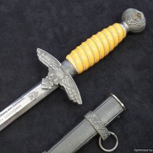 SMGP-1725 2nd model Luftwaffe dagger w/post war etch *SOLD
