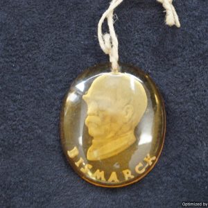 SMGP-1740 WHW Glass Pendant Bismarck
