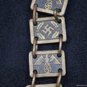 SMGL-197  9 Links from Political Gorget *SOLD
