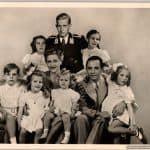 SMGL-2913 Goebbels Family Post card