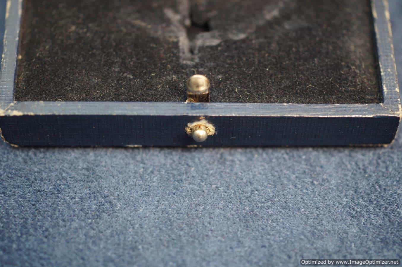 Reproduction Pilot badge case