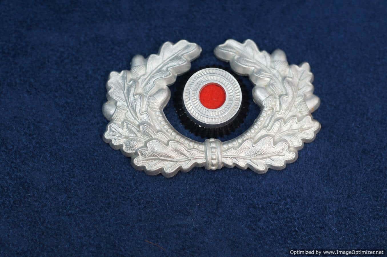 SMGQ-0074 Heer Visor Cockade & wreath two piece