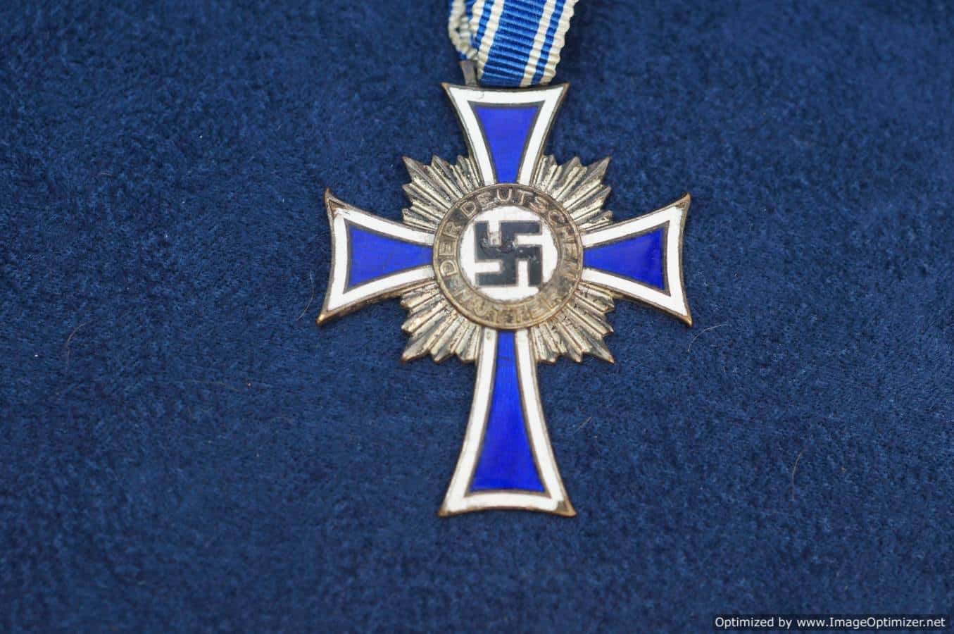 SMGQ-0106 Mother's Cross In Silver