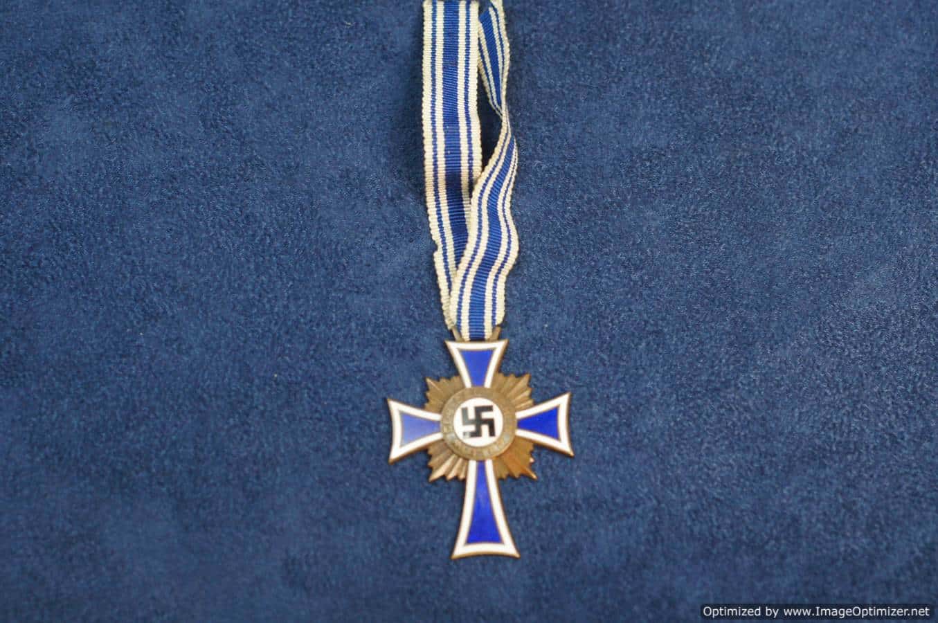 SMGQ-0132 Mother's Cross in Bronze