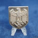 SMGQ-0126 Pith Helmet Eagle by Rudolf Karneth