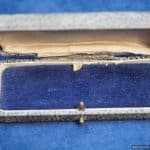 SMGQ-0191 Brooch or stick pin Case