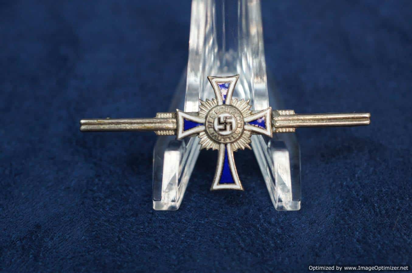 SMGQ-0276 Brooch Style Mothers cross mini in silver