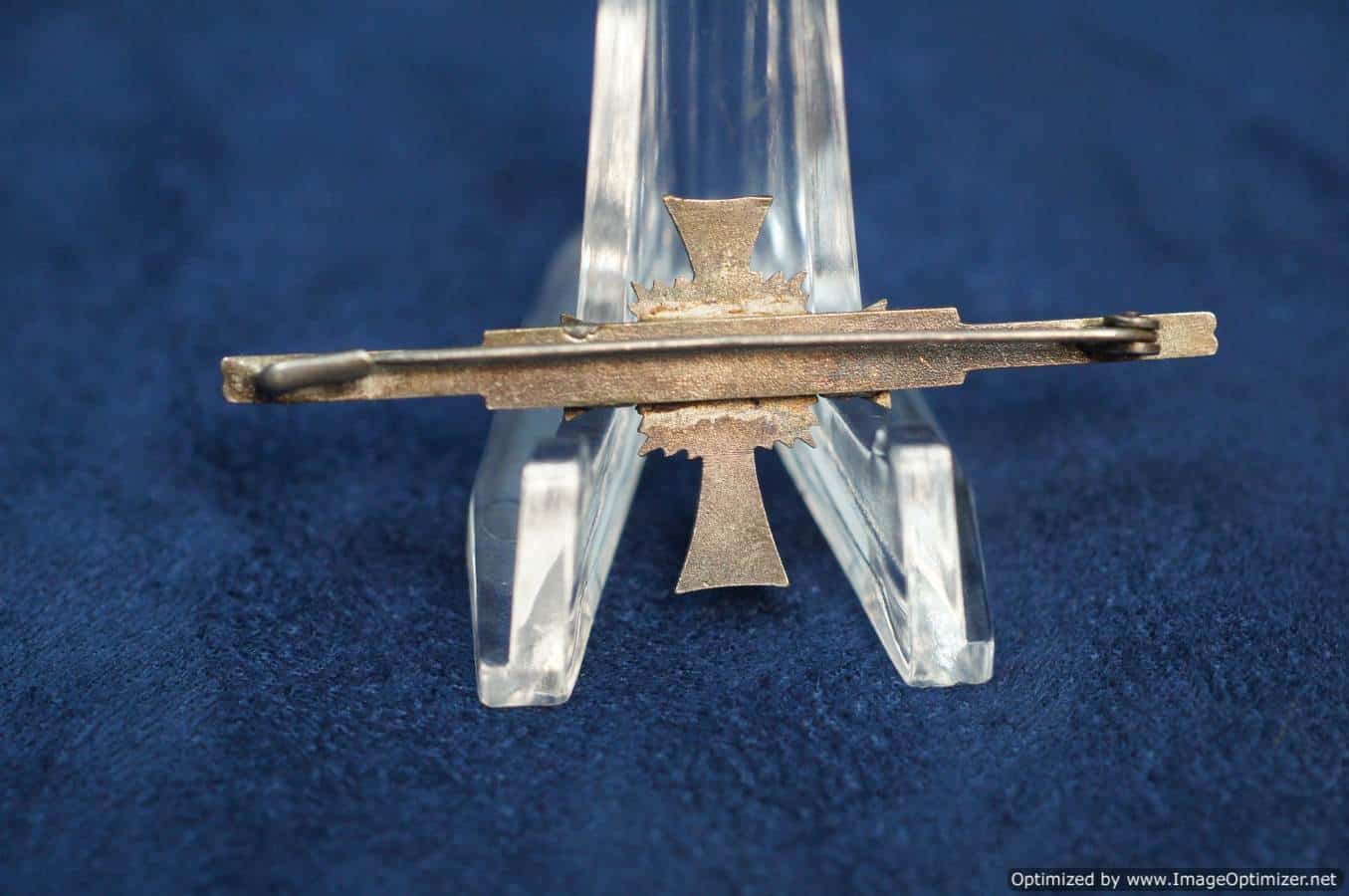 SMGQ-0276 Brooch Style Mothers cross mini in silver