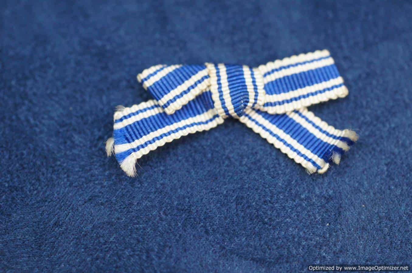 SMGQ-0289 Mother's Cross Brooch style Ribbon