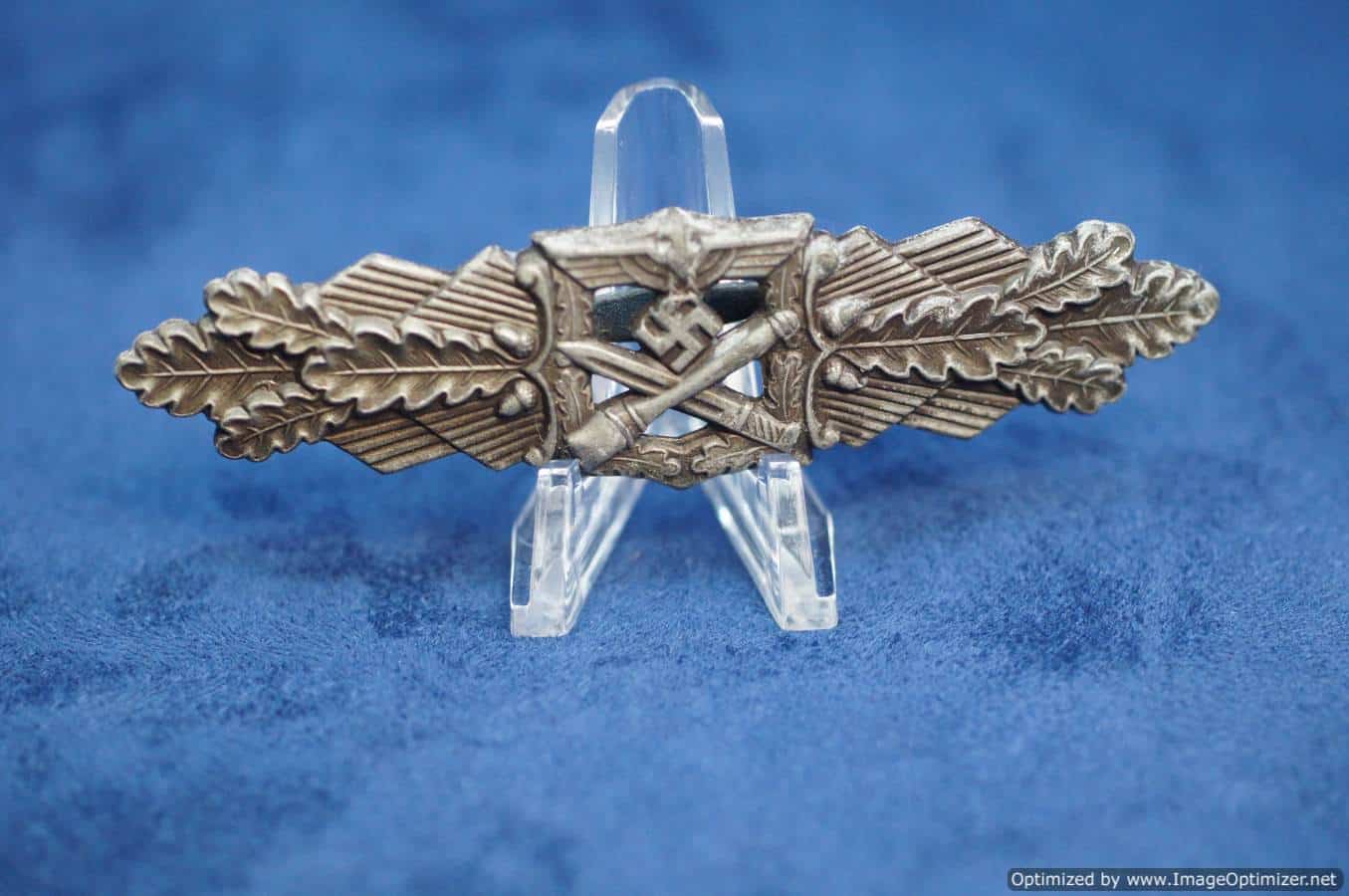 SMGQ-0295 Close Combat Clasp by F.L.L.
