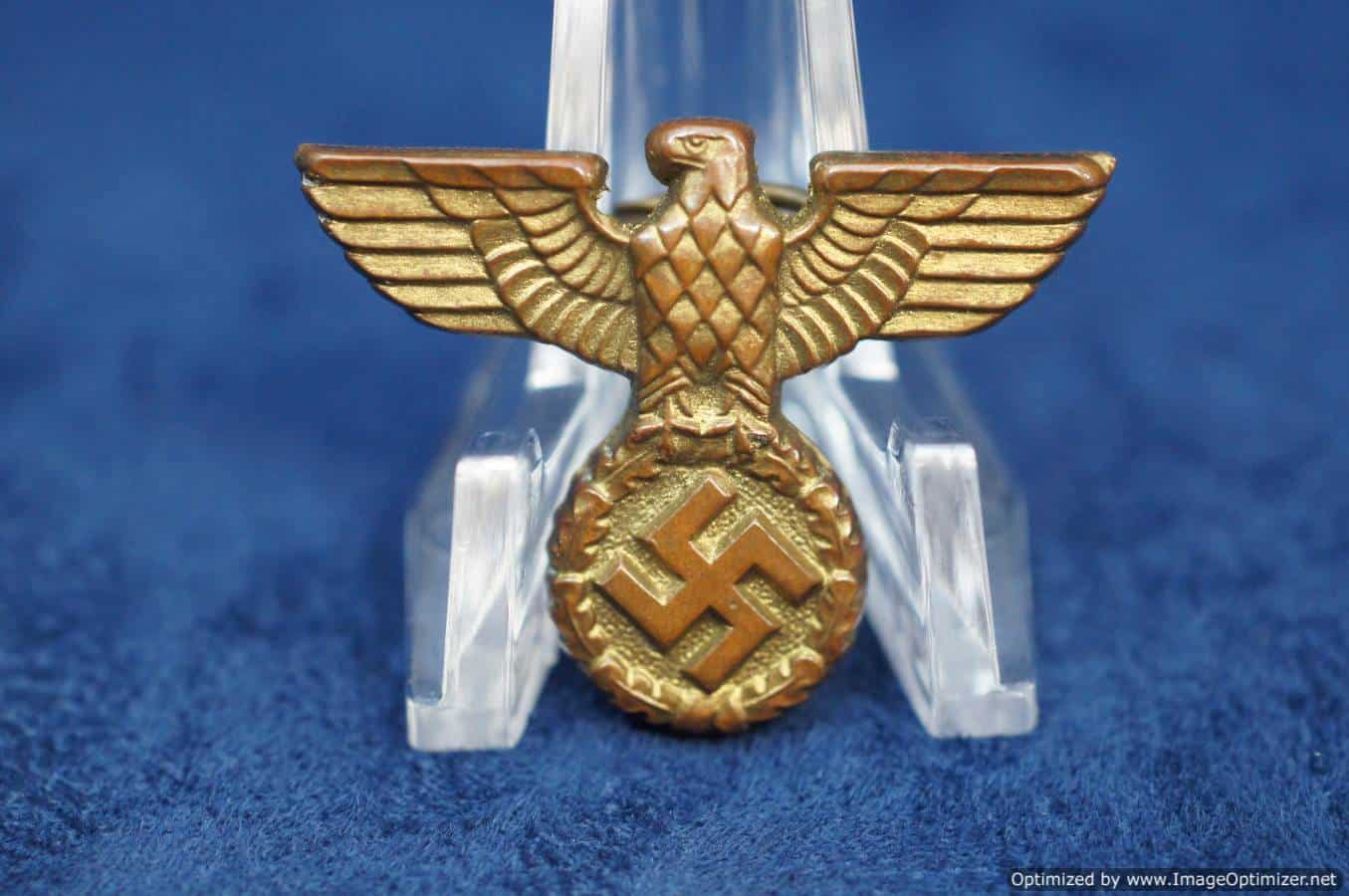 Reichsbahn or Reichspost visor Eagle