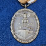 Early Period West Wall medal