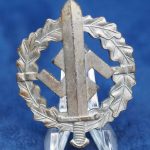 SA Sports badge in Silver