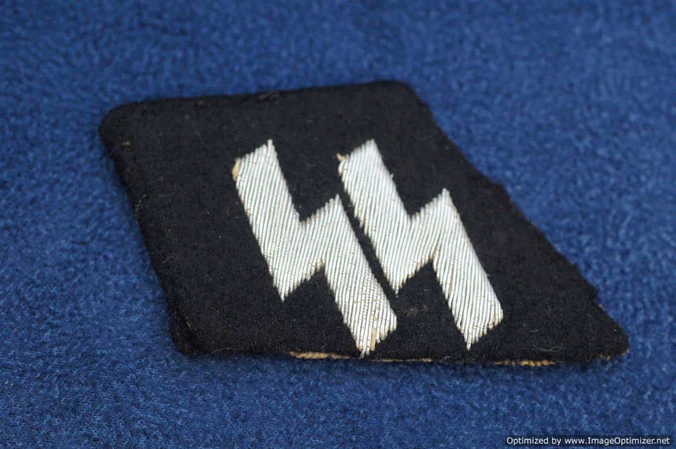 SS Rune Tailor fit collar tab