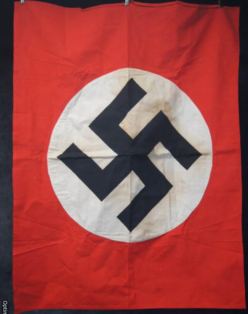 SMGQ-0241 NSDAP Banner 22x29"