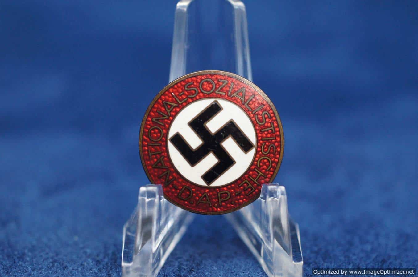 SMGR-0063 NSDAP party badge Marked M1/25 Rudolf Rieling