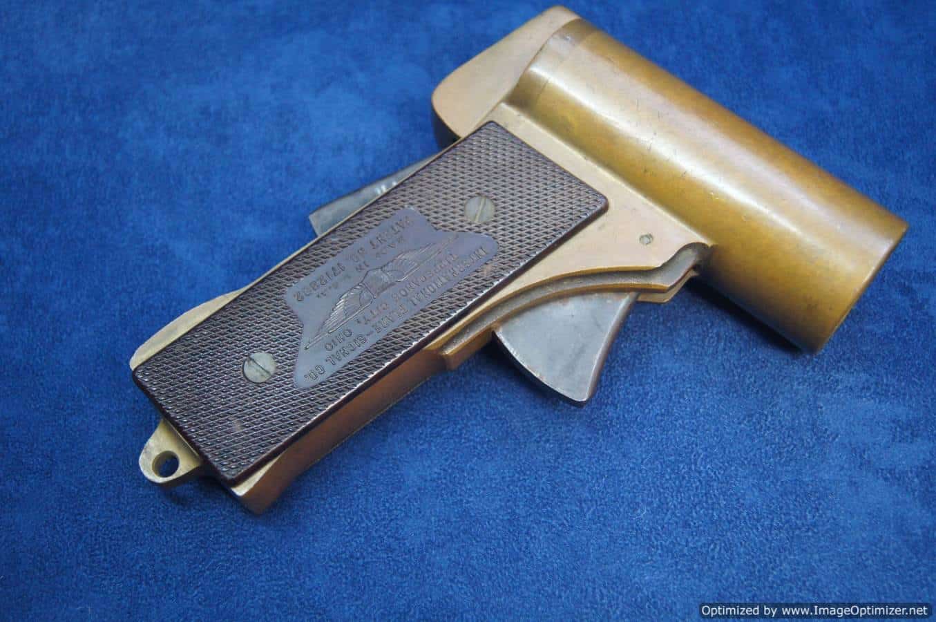 SMGQ-0240 M2 International Flare gun