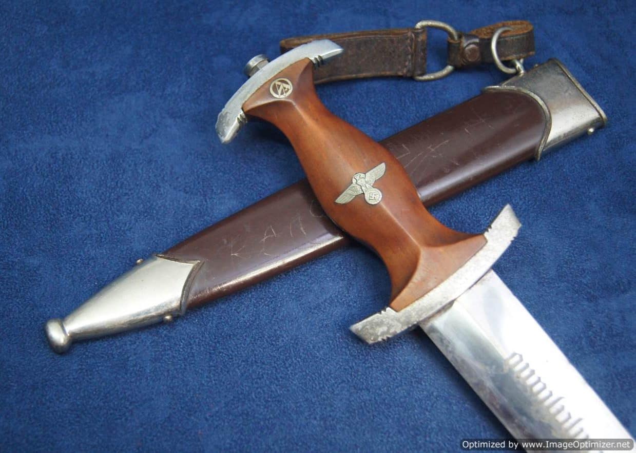 Late Period SA dagger by Puma