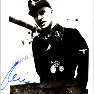 Karl Nicolussi-Leck Knights Cross winner Signature