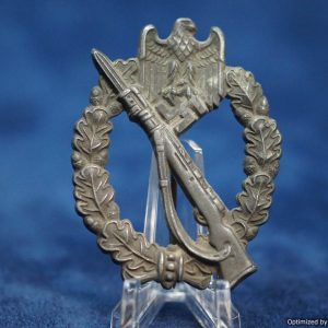 Infantry Assault Badge by Rudolf Souval damaged catch