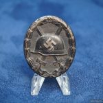 Black Wound badge