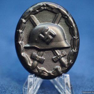 Black wound badge