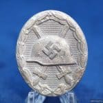 silver wound badge 107