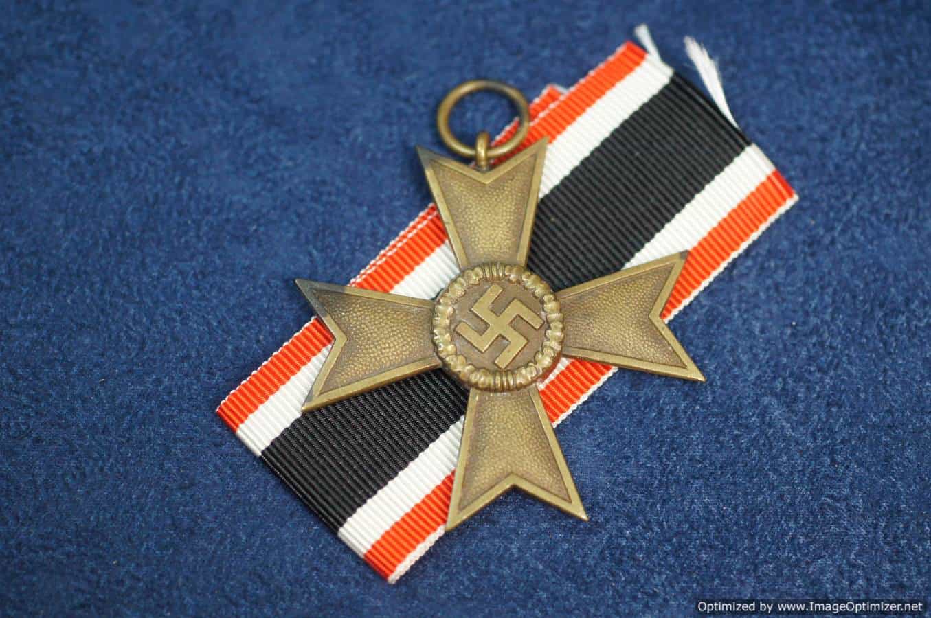 War Merit Cross maker 37
