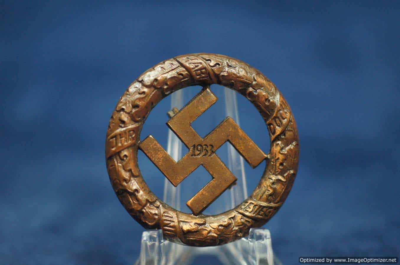 NSDAP Commemorative Badge 1933 "And you have won"