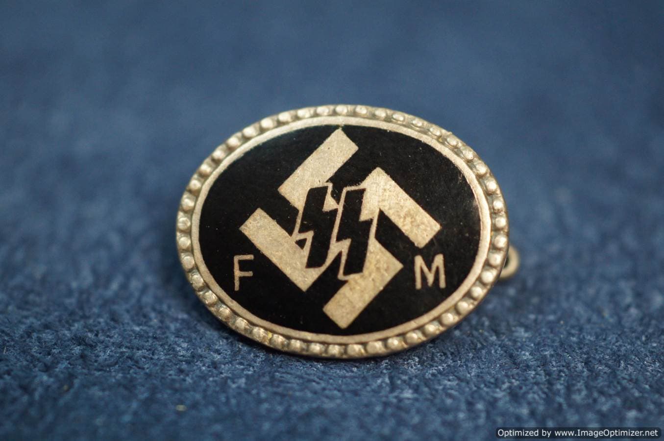 SS Supporter pin by deschler