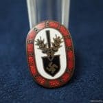 Arbeits Dank pin
