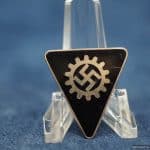 Female DAF badge