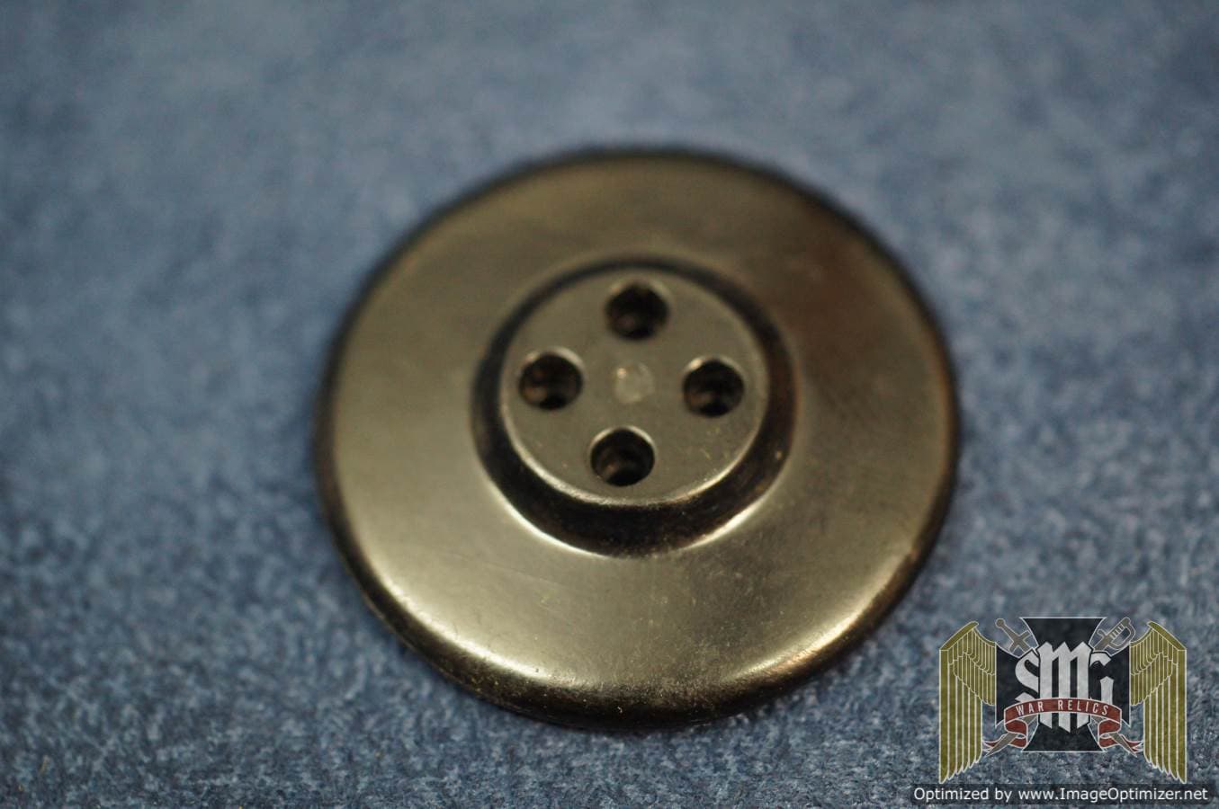 U.S. WW2 navy coat button