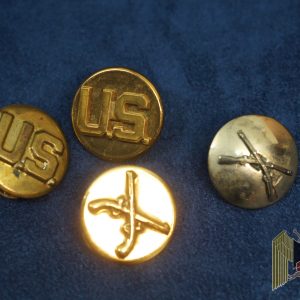 SMGL-2814  U.S. WWII 4pc collar discs assortment