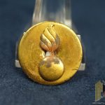 U.S. WWII Early screw back type ordinance Collar Disc