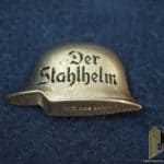 Der Stahlhelm pin