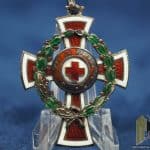 Austrian 1914 Red cross 2nd Class w/ war wreath